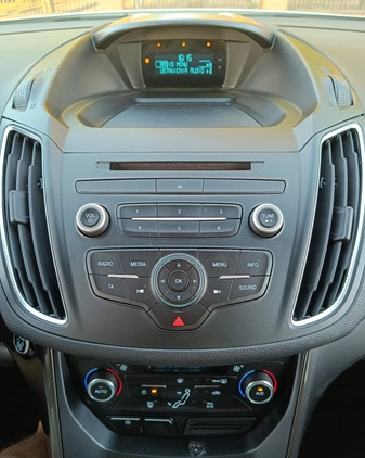 Ford C-MAX cena 33999 przebieg: 163000, rok produkcji 2017 z Pieńsk małe 277